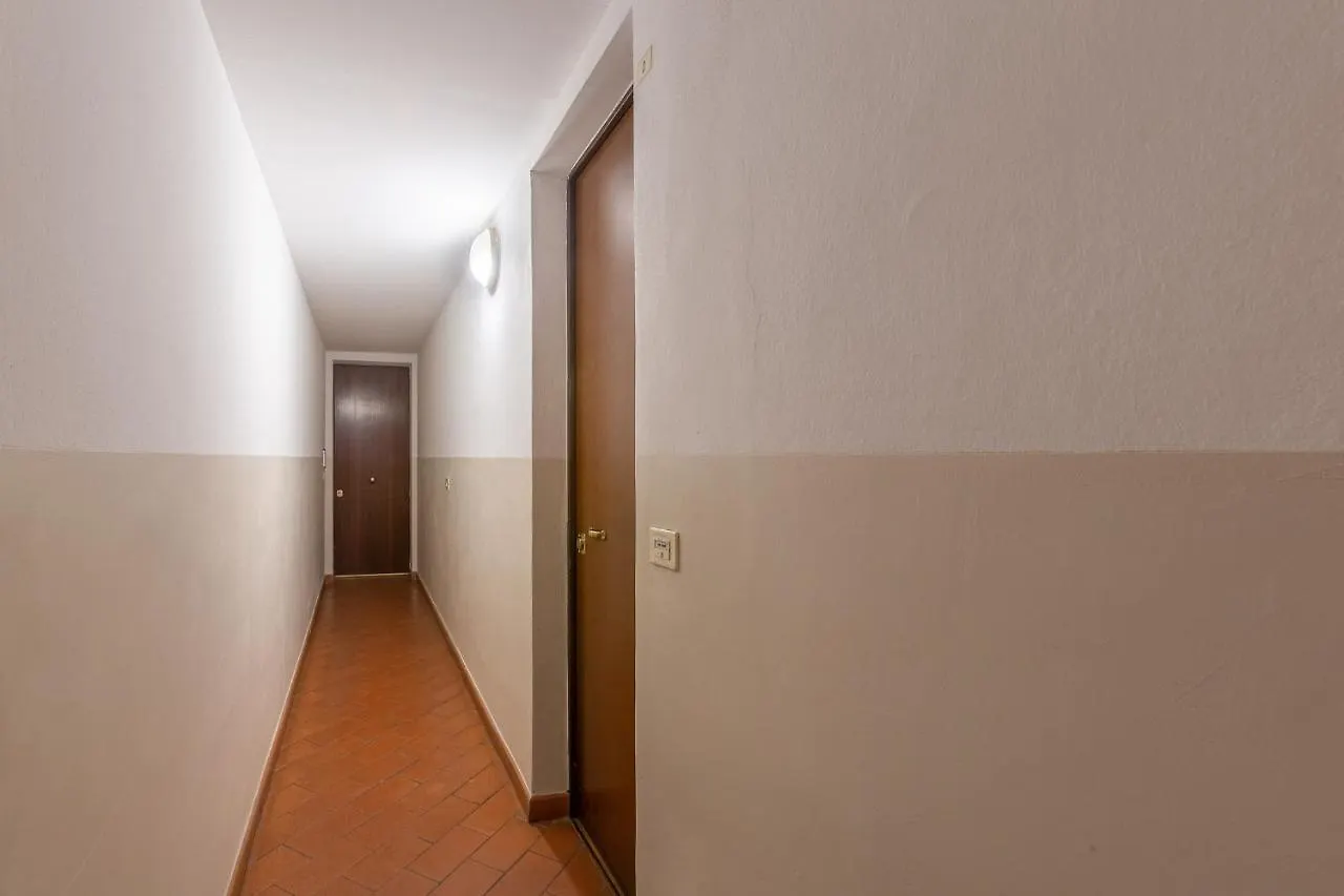 Pleasant Central Apartment With Garden Bologna