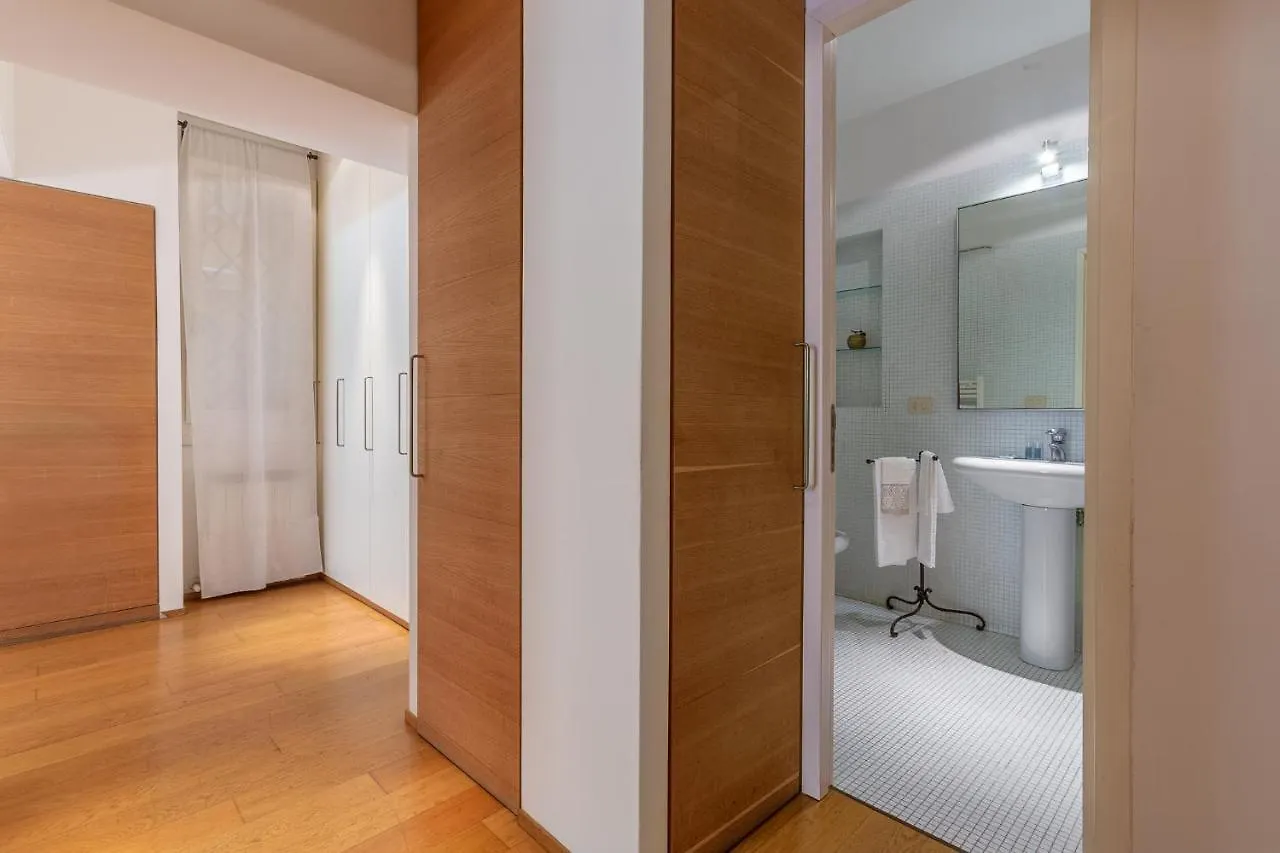 Pleasant Central Apartment With Garden Bologna